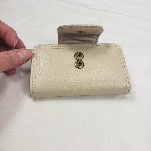 Basic Editions Small Wallet - Picture 3 of 8